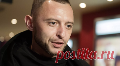 Рома Зверь — о своём 20-летнем браке: всё дело в уважении. Лидер группы «Звери» Рома Зверь (Роман Билык), который в 2025 году отмечает 20-летнюю годовщину со дня свадьбы, поделился секретом счастливой семейной жизни. Читать далее