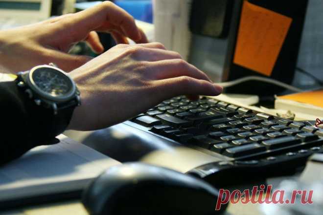 Деинсталляция – что это такое и зачем используется Многие пользователи персональных компьютеров сталкивались с выражением деинсталлировать игру или программу. Но не все знают, что это значит.