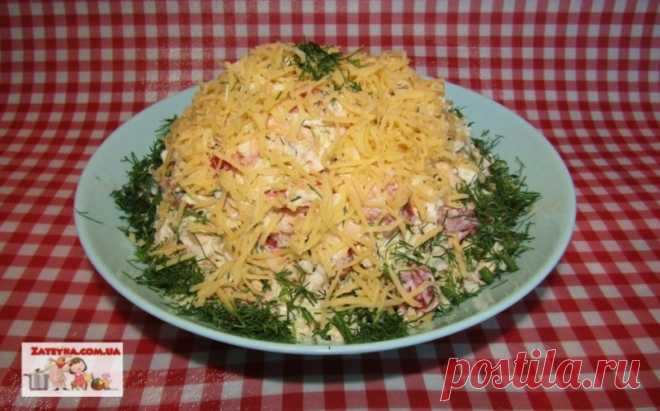 Салат с пекинской капустой, помидорами и сыром — Кулинарная книга