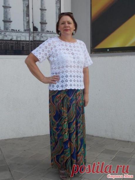 Летний топ из круглых мотивов, связанный крючком