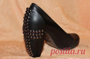 Нахлобучим накаблучник / Обувь / ВТОРАЯ УЛИЦА