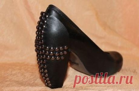 Нахлобучим накаблучник / Обувь / ВТОРАЯ УЛИЦА