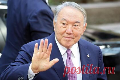 Односельчане Назарбаева раскрыли его местоположение. Первый президент Казахстана Нурсултан Назарбаев посетил родное село Шамалган под Алма-Атой со 2 по 3 января, после чего черз Киргизию вылетел в ОАЭ. Об этом «Московскому комсомольцу» рассказали односельчани Назарбаева. По слвоам собеседника газеты, экс-глава республики навещао родственников.