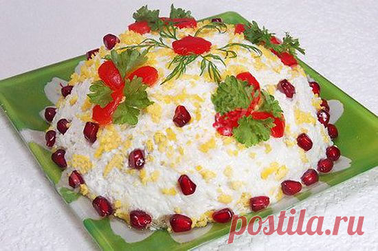 Салат «Сказочная полянка» с копченой курицей и черносливом / Салаты,закуски,соусы / Рецепты на любой вкус / Женские секреты / Женский стиль