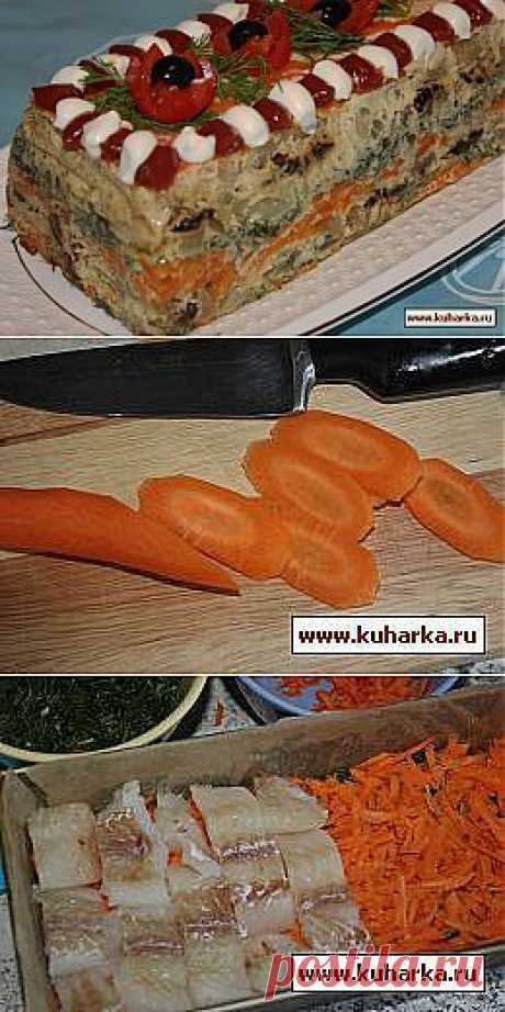 Рецепт: Рыбный торт с овощами и черносливом