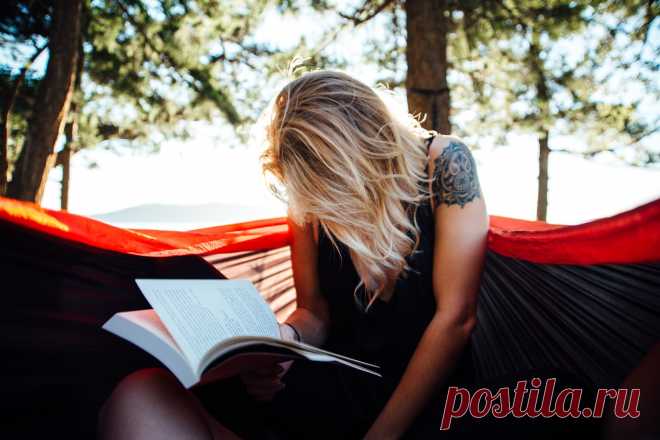 Всем привет! 😄

Сегодня хочу предложить вам подборку ТОП-20 лучших книг о здоровом питании и диетах 👇.

Также хочу вам напомнить, что бесплатную книгу 10 рецептов идеальной диетической выпечки, вы можете скачать на моем сайте http://esh-i-khudei.ru