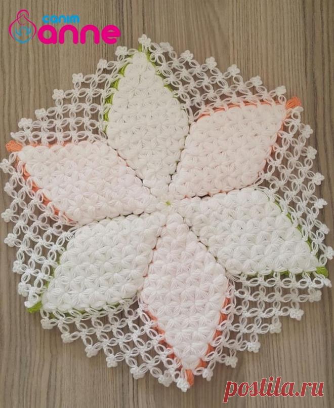 Tutorial on Crochet Flower Doily - CRAFTS LOVED