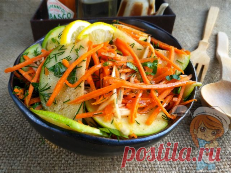 Салат из топинамбура. Пошаговый рецепт: быстро и вкусно Простой, бюджетный рецепт - салат из топинамбура. Для салата подберите зелёное яблоко кислого сорта, яркую морковь и свежую витаминную зелень.