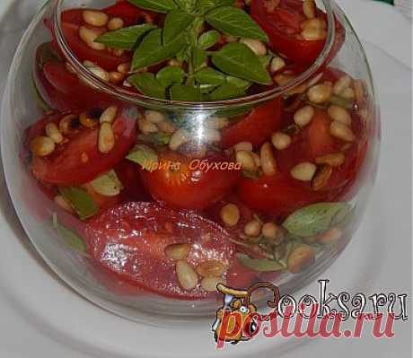 Салат из помидор с кедровыми орешками. рецепт с фото