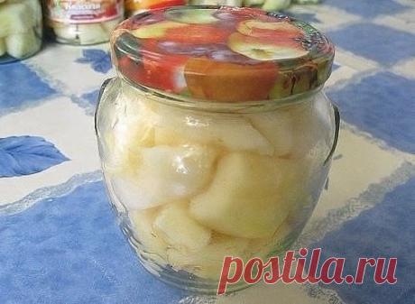 ЧУДО-ДЫНЯ НА ЗИМУ
Эти прекрасные кусочки дыни впервые попробовала
 на Рождество у сестры. Вы даже не представляете как это было вкусно, 
кусочки прям таяли во рту. Тогда сестра закрыла всего лишь 3 баночки 
(порцию) для пробы. В этом году, естественно, было закрыто в разы больше
 такой чудесной дыни. Приготовление очень простое, но результат Вас 
приятно обрадует, особенно, если откроете такую баночку сладеньких дынь 
среди зимы.
Дыни 2-2.5 кг
Сахар 2 ст.
Лимонной кислоты 1 ч.ложка
Вода 1 литр
1