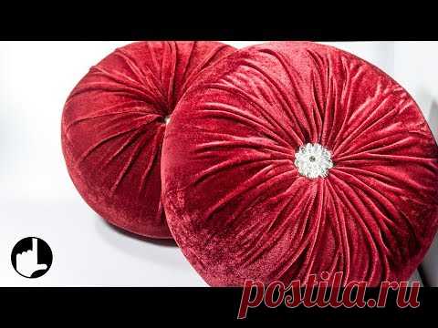 DIY Decoration Ideas for Home: Round Pleated Pillows by HandiWorks #123