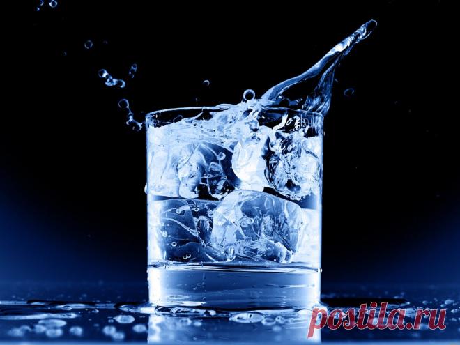 Почему человек не должен пить
Всем привет. Всем известно о вреде алкоголя, но многие его употребляют в огромных просто количествах. На самом деле алкоголь очень коварен, приняв алкоголь человек испытывает мнимое чувство счастья. У человека поднимается настроение, а затем он постепенно пьянеет. После этого эффект счастья переходит в привычку. Например, жена ругает мужа за что-то, какое- то дело, семейная жизнь […]
Читай дальше на сайте. Жми подробнее ➡