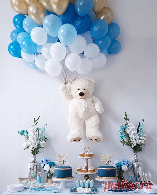 Me ha encantado este fondo de una mesa dulce para un Baby Shower. . . Mesa ideal de @yuliyapugach . . #babyshower #baby #bautizo #candybar #babycandybar #mesadulce #decoracionesconglobos