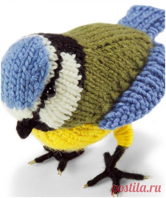 KNITTED BIRD