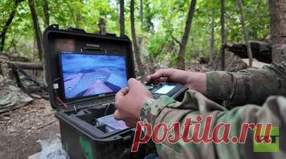 «Без БПЛА воевать нельзя, даже вести штурмовые группы»: какой опыт дал современный бой командирам. Успех на поле боя определяет пехота. В этом Север, представитель технологичного, самого современного, появившегося буквально вчера рода войск — БПЛА, убеждался лично — и не раз. Ведь он сам пехотинец, хоть и морской. Что ещё о тактике и психологии войны узнал командир подразделения FPV-дронов 810-й бригады «чёрных беретов» — в репортаже RT. Читать далее