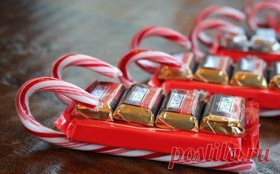 санки из конфет на новый год – Google Поиск