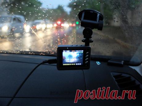 Мусорные пакеты на дорожных знаках | Делимся советами