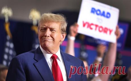 Трамп заявил, что бомбил бы Москву и Пекин. Это произошло бы, если бы при его президентстве «Россия напала на Украину, а Китай — на Тайвань», заявил бывший американский лидер на одном из предвыборных мероприятий, чем удивил некоторых доноров, пишет WP