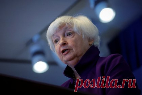 Глава Минфина США нарушила дипломатический этикет в Китае. Американского министра финансов Джанет Йеллен жестко раскритиковали в Соединенных Штатах за нарушение дипломатического этикета при встрече с вице-премьером Государственного совета Китая Хэ Лифэном. Политик оживленно и часто кланялась во время рукопожатия с китайским чиновником.