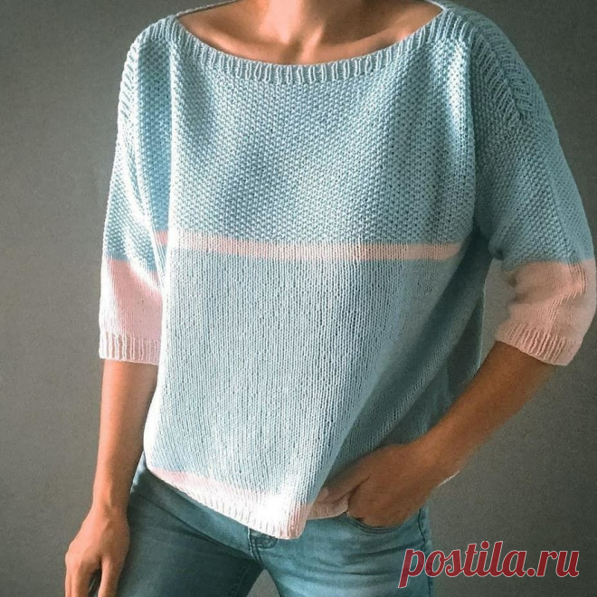 Двухцветный узорчатый джемпер спицами. / knittingideas.ru
