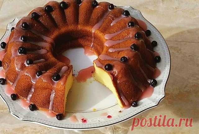 Творожный кекс к чаю — вкус просто божественный 


Пожалуй, стоит записать рецептик









Ингредиенты: 
Творог — 350 гЯйца — 5 шт.Мука — 150 гСахар — 150 г + ванилин — 5 гМасло сливочное — 100 гСода — 0,5 ч. л.Курага или изюм по вкусу
Приготовле…
