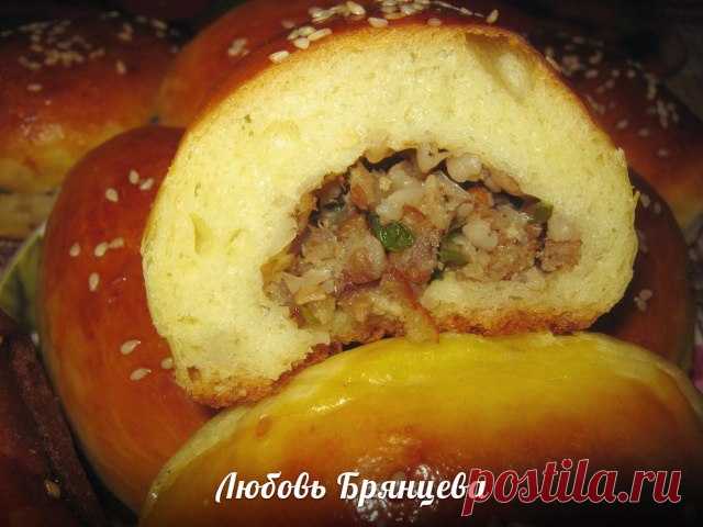 Хлебосольные хозяйки. Рецепты домашней кухни: Пирожки с гречкой и мясом