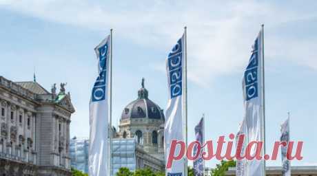 ЦИК Белоруссии отреагировал на БДИПЧ ОБСЕ фразой из советского мультфильма. Председатель ЦИК Белорусии Игорь Карпенко иронично заметил, что заявления БДИПЧ ОБСЕ о выборах в стране можно описать фразой «Все за, а Баба-яга против». Читать далее