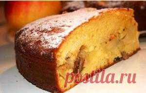 Шарлотка на сгущённом молоке