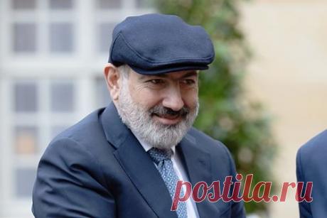 Пашинян рассказал об одиночестве Армении. Армения была одинока в решении вопроса Карабаха с саммита ОБСЕ 1996 года, заявил премьер-министр Армении Никол Пашинян. По его мнению, Армении не пришлось бы накладывать вето на документ по проблеме на Ассамблее ОБСЕ в Лиссабоне, если бы она не была в одиночестве. Об этом пишет РБК.