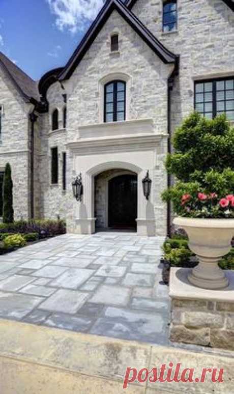 Holly Hurd "Realtor" Northville, Michigan 48167 | Камни, Каменные Дома и House