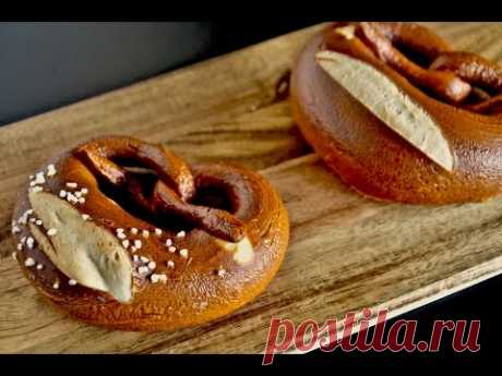 Selbstgemachte Laugenbrezeln