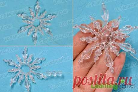 Instructions on How to Make a Charming Glass Beaded Snowflake Hair Comb - Pandahall.com