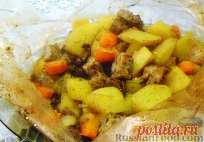 Рецепт: Картошка с мясом в рукаве на RussianFood.com