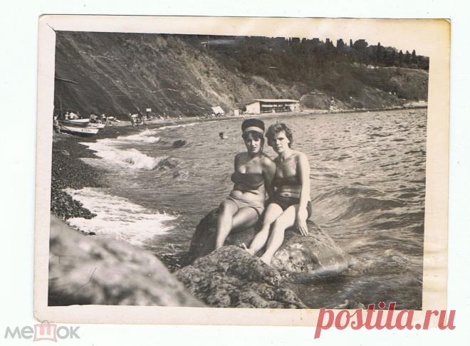 ФОТО. НА ОТДЫХЕ ПЛЯЖ КУПАЛЬНИК 1960х г 9*12см ОРИГИНАЛ!