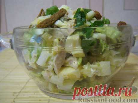 Рецепт: Салат куриный с пекинской капустой и сухариками на RussianFood.com