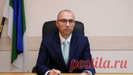 Суд заключил под стражу главу &quot;Печоры&quot; Валерия Серова. Сыктывкарский городской суд Республики Коми по итогам заседания, состоявшегося 1 октября, заключил под стражу главу администрации муниципального образования &quot;Печора&quot; Валерия Серова. Об этом сообщила газета &quot;Известия&quot; со ...