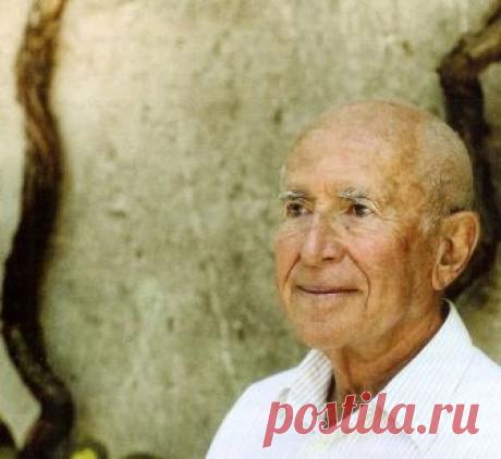 Арно Дежарден: ЧТО означает «ОТПУСТИТЬ СИТУАЦИЮ» Режиссер и писатель, Арно Дежарден о том, что у нас всегда есть выбор: мы можем принять собственное состояние паники или боли - ведь это наше реальное чувство; секрет в том, чтобы не дать этому страху или другой сильной эмоции подчинить нас себе полностью. И что означает “отпустить ситуацию”