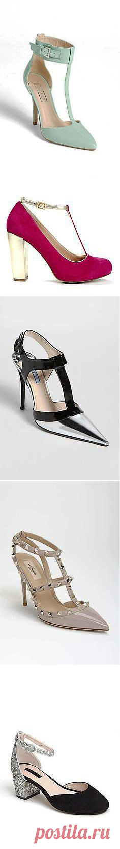 Topshop 'Goslin' Pump
