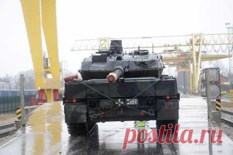 В Литве одобрили закупку танков Leopard 2. Госсовет обороны Литвы одобрил закупку у Германии танков Leopard 2. Об этом сообщил советник президента прибалтийской республики Кестутис Будрис. По его словам, Leopard 2 является «самым эффективным танком, который соответствует полному перечню критериев, установленных Литвой».