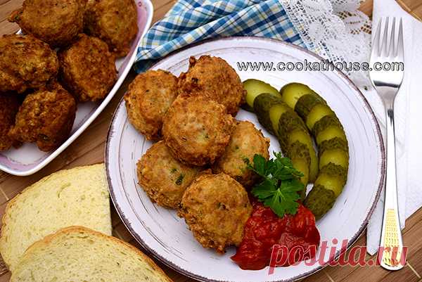 Пържени кюфтенца от боб и кайма - www.cookathouse.com