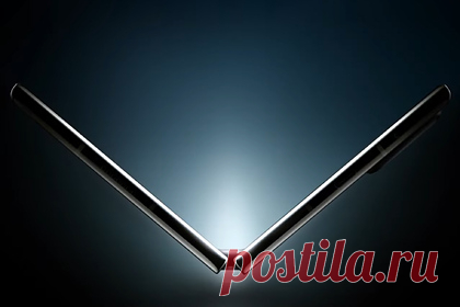 Honor показала первый складной смартфон. Honor раскрыла информацию о своем первом складном смартфоне. Китайская компания опубликовала тизер гаджета на своем YouTube-канале, продемонстрировав дизайн будущего устройства под названием Honor Magic V. «Это первый складной флагман Honor», — уточняется в ролике. Точные сроки выхода девайса не сообщаются.