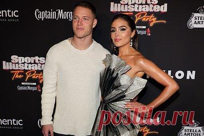 Модель из США появилась на публике в наряде российского бренда. Американская модель и актриса Оливия Калпо появилась на публике в наряде российского бренда Kamilla Purshie. Манекенщица вместе с другими звездами посетила вечеринку журнала Sports Illustrated, организованную в честь соревнования Супербоул (Super Bowl). Она вышла в свет в блестящем платье с плиссированной аппликацией.