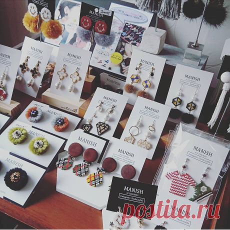 福山市 ビーズ作家【 MANISH】マニッシュ 在 Instagram 上发布：“本日、 コネクト様へ納品させて頂きました✨ ( @zakkaya.connect ) 新作の💎ダイヤシリーズ 🌼フラワーシリーズなど多数あります👍 冬のイベントコーデにもピッタリ👗 まだ、🎄X'masプレゼント🎁が 決まってない方も 是非、お手に取って見て下さい♥…” 52 次赞、 2 条评论 - 福山市 ビーズ作家【 MANISH】マニッシュ (@beads.mylife) 在 Instagram 发布：“本日、 コネクト様へ納品させて頂きました✨ ( @zakkaya.connect ) 新作の💎ダイヤシリーズ 🌼フラワーシリーズなど多数あります👍 冬のイベントコーデにもピッタリ👗…”
