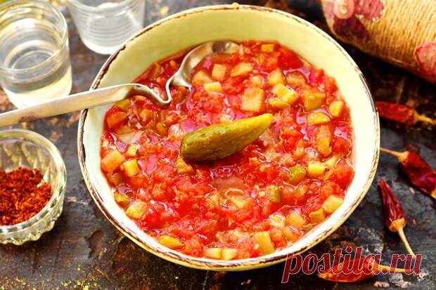 Закуска из «голодных 90-х», тогда её называли «захлёбочка под водочку». По-моему, это гениальный рецепт - БУДЕТ ВКУСНО! - медиаплатформа МирТесен Оригинальная закуска из продуктов, которые всегда есть на кухне, несмотря на кризисы и политические режимы. Этот рецепт родом из 90-х, его можно встретить под названием «огуречный шулюм» или просто «захлёбочка». За 10 минут можно приготовить блюдо, которое очень хорошо подходит под крепкие...