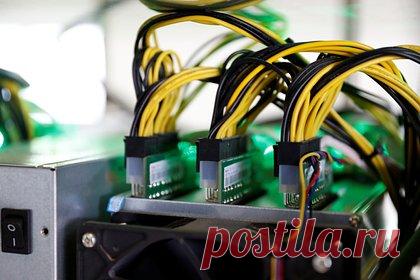 Доход России от легализации майнинга оценили. В случае одобрения внесенный 17 ноября в Госдуму законопроект о регулировании майнинга и криптовалют сможет принести в российский бюджет 50 миллиардов рублей уже в течение первого года. Участники крипторынка готовы к введению регулирования и настроены активно сотрудничать с властями.