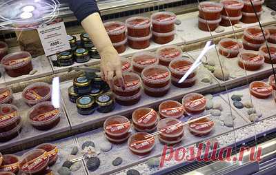 В России подешевела красная икра. При этом икра кеты подорожала на 1%, а цена на икру кижуча осталась без изменений