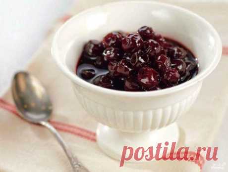 Варенье из вишни пятиминутка
https://povar.ru/recipes/varene_iz_vishni_pyatiminutka-12317.html

Варенье из вишни пятиминутка - пошаговый кулинарный  на Повар.ру
Благодаря этому рецепту вы приготовите вкуснейшее вишневое варенье так быстро и просто, как никогда раньше! Рассказываю, как приготовить варенье из вишни &quot;пятиминутка&quot; в домашних условиях.