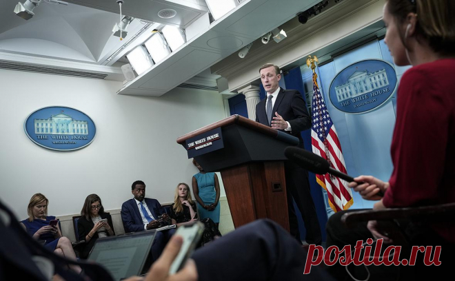 В США заявили об отсутствии планов пополнять запасы кассетных боеприпасов. США сосредоточатся на производстве 155-мм снарядов, их запасы «относительно низки», сообщил Салливан. Поставка Украине кассетных боеприпасов направлена на защиту страны, поэтому моральный облик Вашингона не пострадал, заявил он