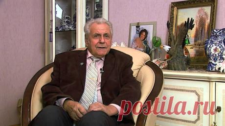 Называю 2 рецепта по чистке печени с почками, а также продление молодости по методике профессора Неумывакина.
Теплый привет всем уважаемым читателям канала о здоровье! » Организм постоянно нуждается в чистке » не уставал повторять И.В. Неумывакин на своих лекциях. Каждый день внутри нашего организма оседает около килограмма ненужного шлака. И вот, профессор решил поделиться рецептом, способным...
Читай дальше на сайте. Жми подробнее ➡