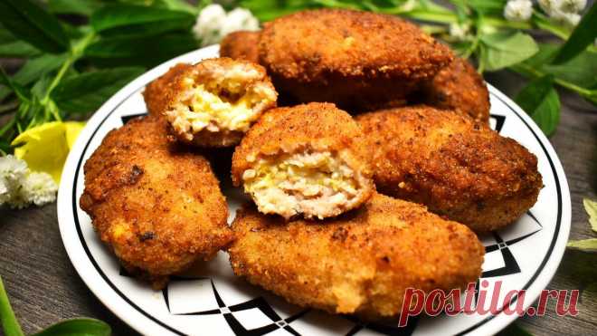 Выпросила у кумы рецепт её сочных куриных зраз: пожалуй, самый удачный рецепт
На праздничном столе моей кумы практически всегда есть зразы, при чем она, как и я любит их готовить по разным рецептам. Например, на её День Рождения были такие зразы, которые я попробовала первый раз. Я тут же попросила рецепт, приготовила их и моим понравились. По этому делюсь с Вами рецептом — куриные зразы с сыром […]
Читай дальше на сайте. Жми подробнее ➡